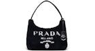 Prada Re-Edition 2000 Frottee Minitasche Schwarz/Weiß