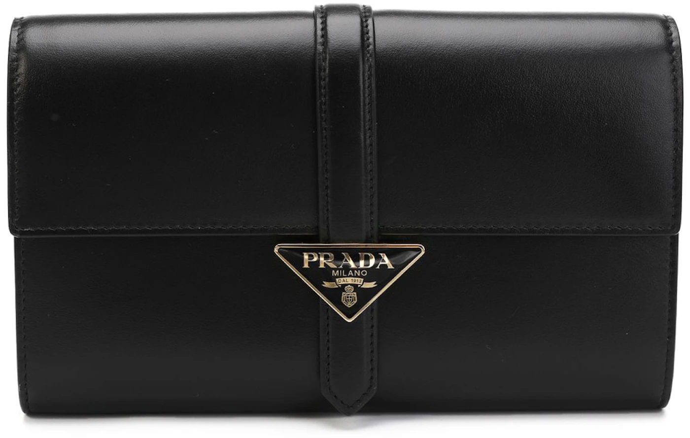 Prada rectangular logo clutch bag - Black  Clutch bag, Prada clutch, Prom  clutch bags