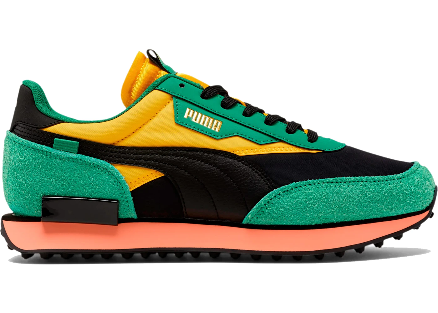 Green and top yellow pumas