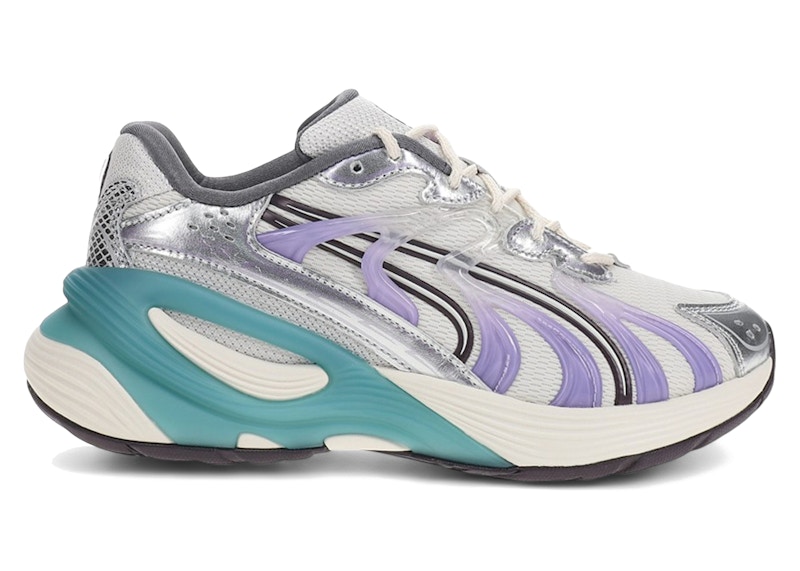 【ぴと】 Nike Vomero 18 Indigo Burst IQ0602-400