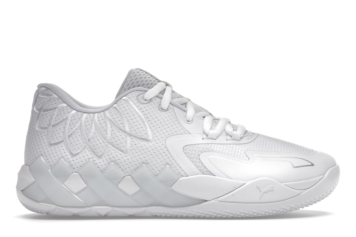 Click to view more detailed imagery on our partner's website Pre-owned Puma Lamelo Ball Mb.01 White Silver In White/silver