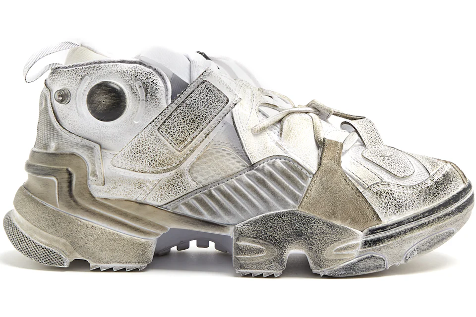 Reebok pump womens discount sale