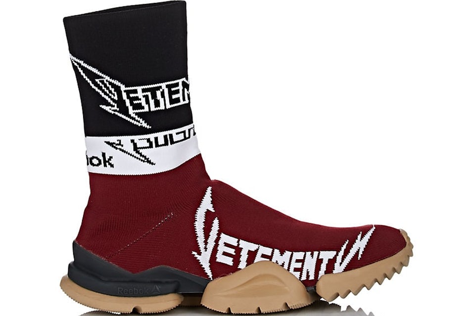 Vetements sock 2025 runner sale