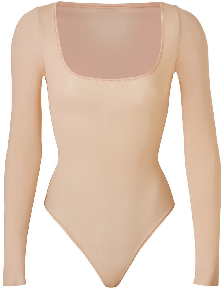 https://images.stockx.com/images/SKIMS-Jelly-Sheer-Long-Sleeve-Bodysuit-Clay.jpg?fit=fill&bg=FFFFFF&w=700&h=500&fm=webp&auto=compress&q=90&dpr=2&trim=color&updated_at=1611607159