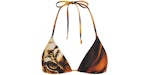 Top de bikini triangular SKIMS x Roberto Cavalli con estampado de cara de tigre