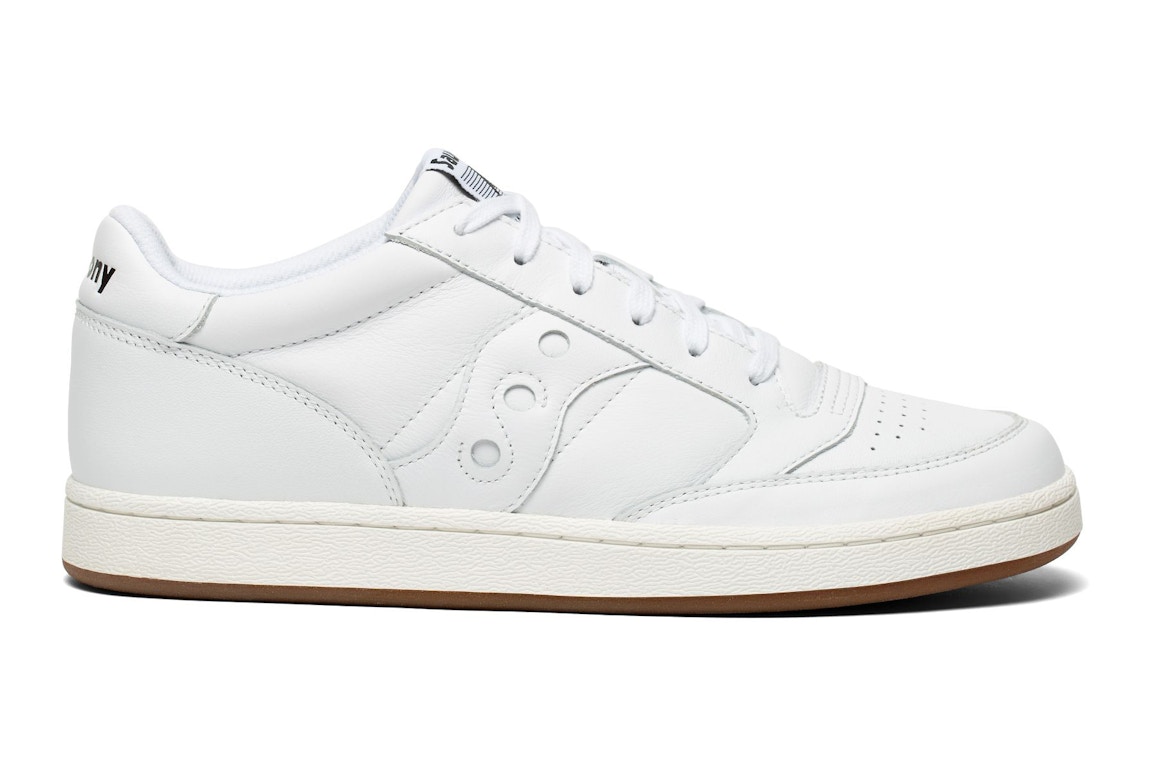 Click to view more detailed imagery on our partner's website Pre-owned Saucony Jazz Court White Gum In White/white