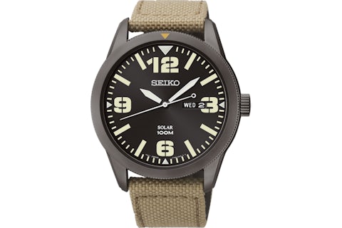 Seiko Essentials SNE331 43mm in Stainless Steel DE