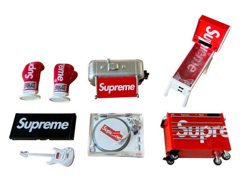 店舗限定Supreme Bandai Gashapon Machine 6セット Supreme Community on X: 