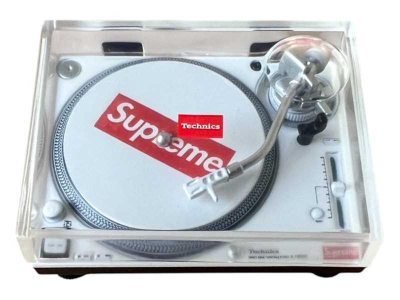 Supreme Bandai Gashapon Mini Technics Turntable - US