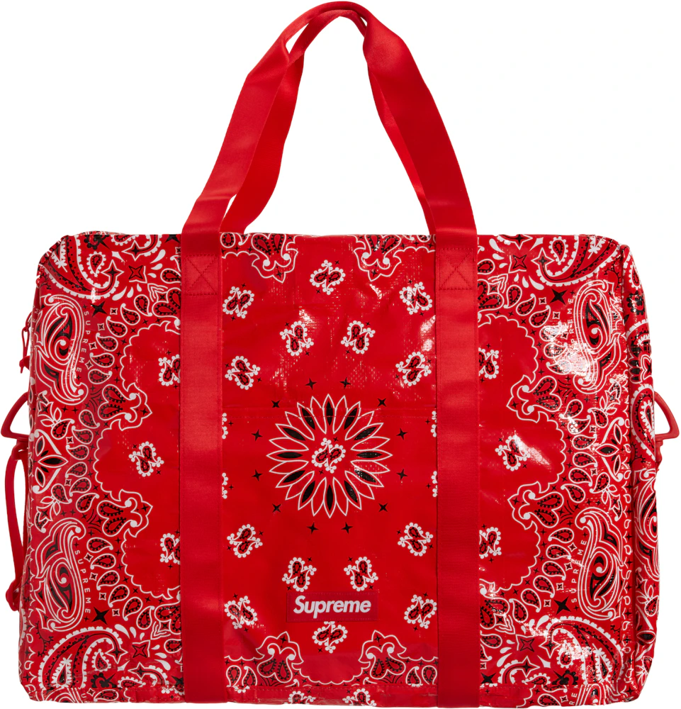 Travel bag Supreme Red in Polyester - 25643438