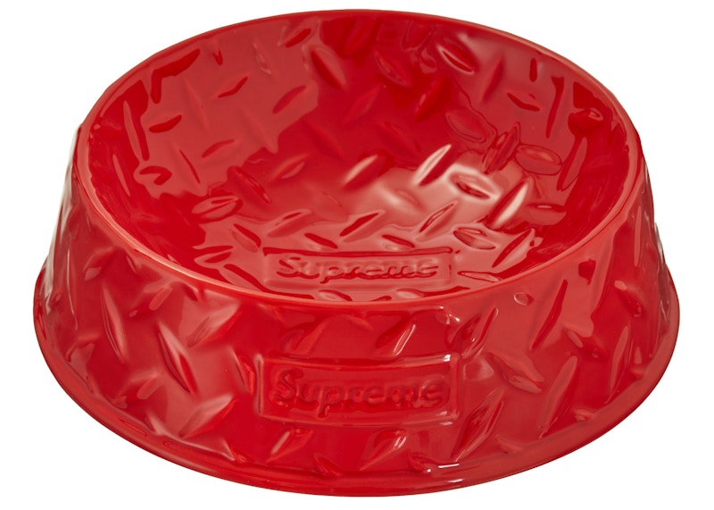 Supreme Diamond Plate Dog Bowl Red | tradexautomotive.com