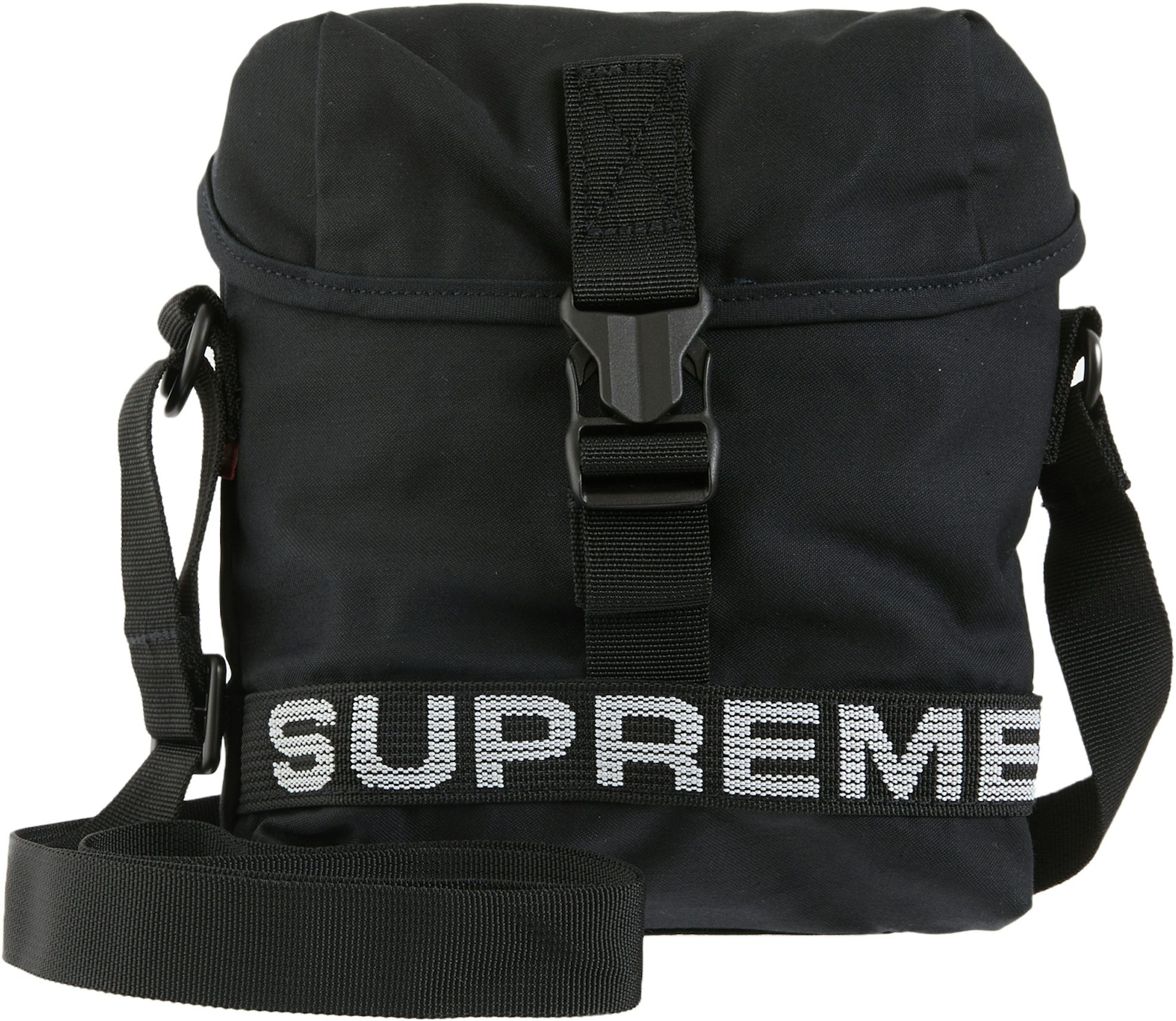 supreme crossbody bag outfit