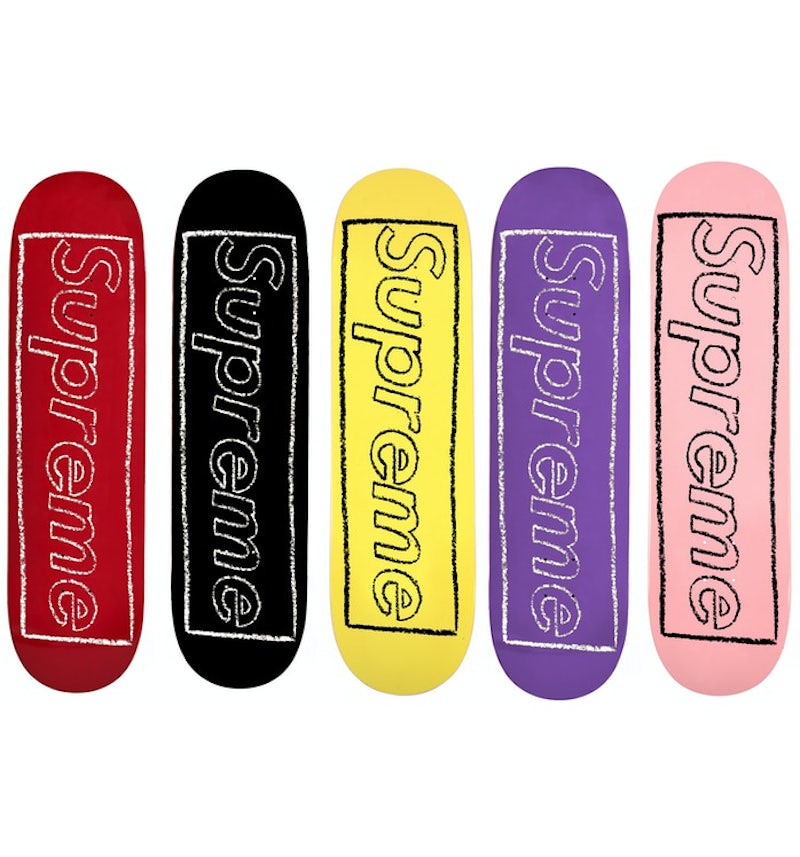Supreme KAWS Chalk Logo Skateboard Deck Set - SS21 - US Supreme KAWS Chalk Logo Skateboard Deck Set - SS21 - US