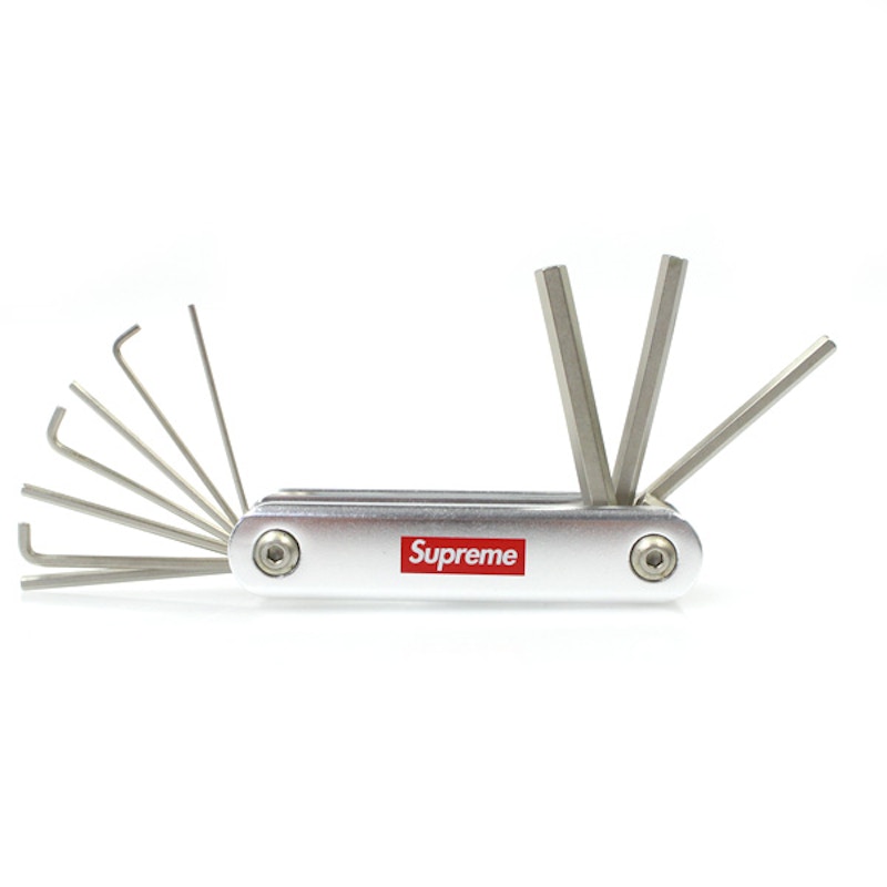 Supreme lezyne store