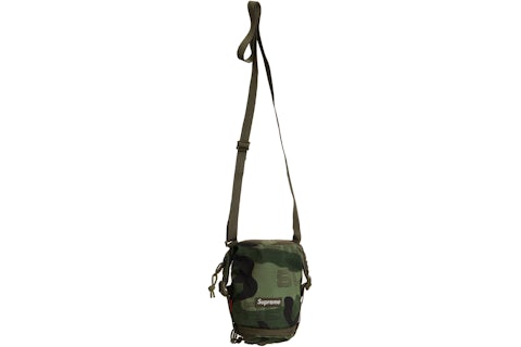 Supreme Neck Pouch (FW21) Woodland Camo FW21 US