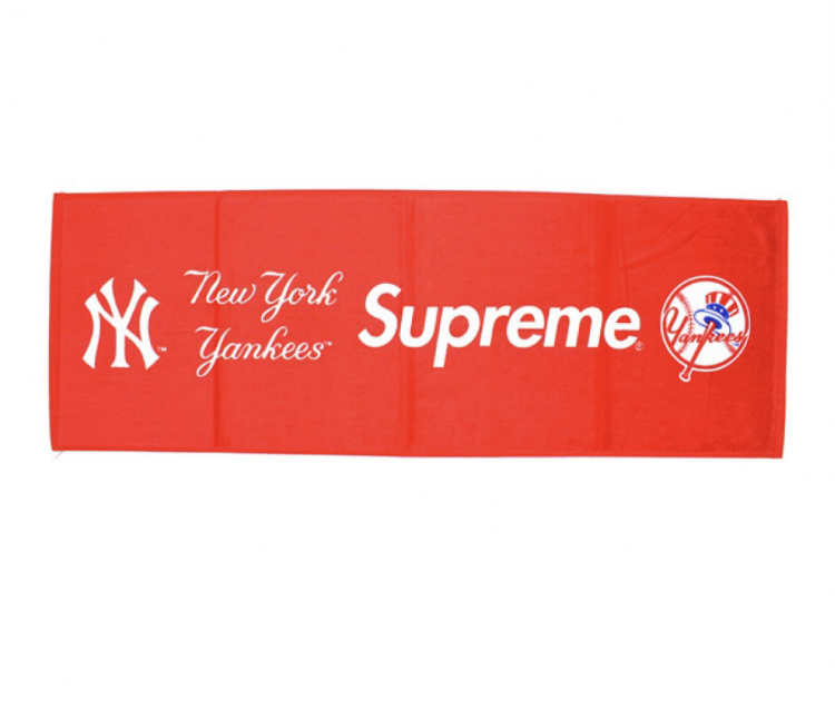 Supreme New York Yankees Hand Towel Red