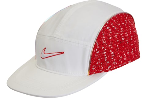 Supreme's Signature Supreme Nike Collab 2019 Supreme Nike