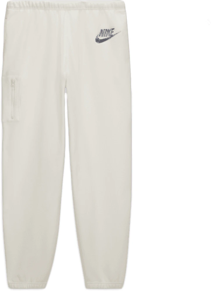 Nike - Women - Standard Club Sweatpant - Honeydew/White – Nohble