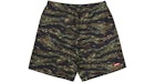 Supreme 尼龍海灘短褲 (SS23) 虎紋迷彩