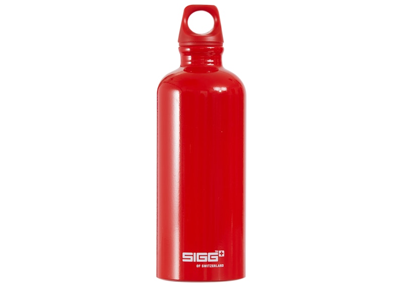 Supreme SIGG Traveller 0.6L Water Bottle (SS23) Red