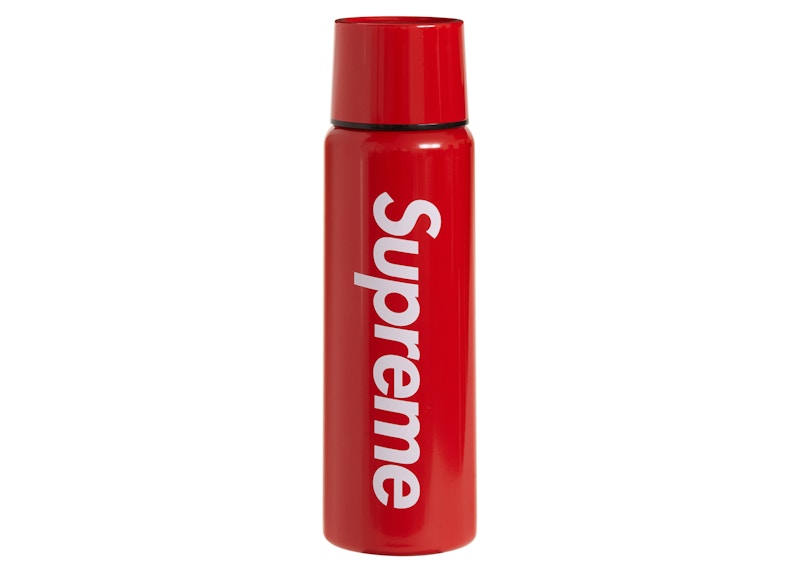 Supreme SIGG Vacuum Insulated 0.75L Bottle Red - FW20 - US