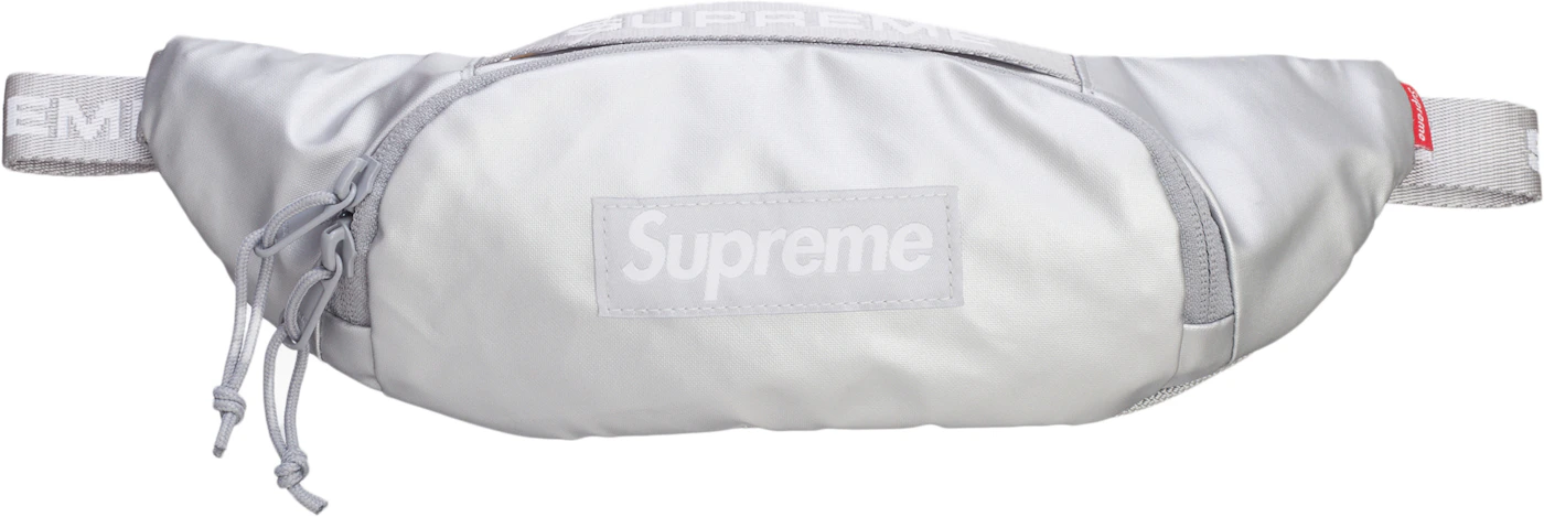 Supreme Small Waist Bag FW22 for Sale in Hayward, CA - OfferUp