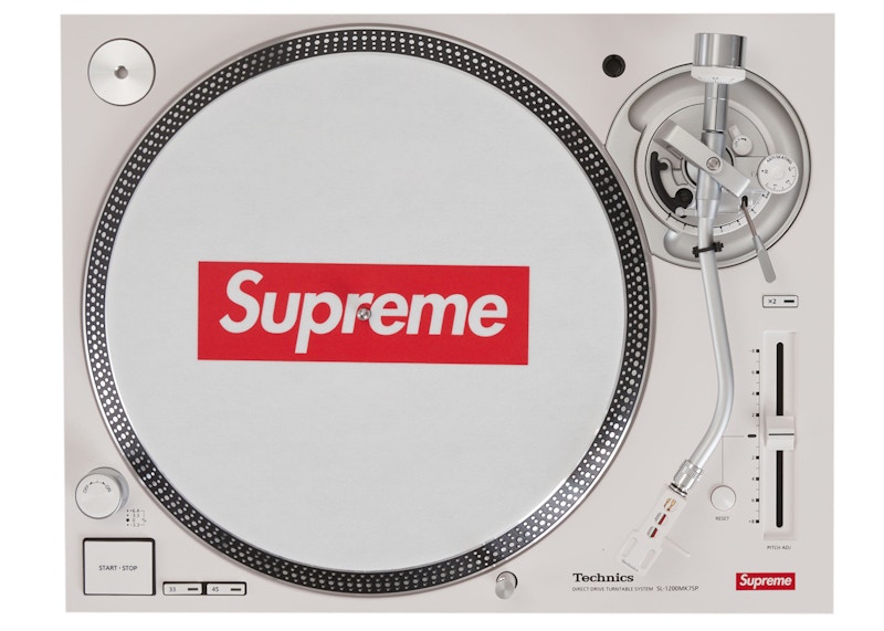 大放出セール開催中 送込Supreme Numark PT01 Portable Turntable ...