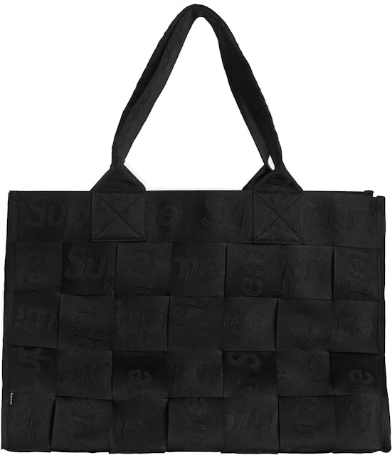 GUCCI - Shopping bag - In black monogrammed woven canvas…