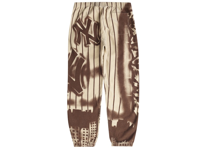 Supreme x New York Yankees Airbrush Sweatpant Clay