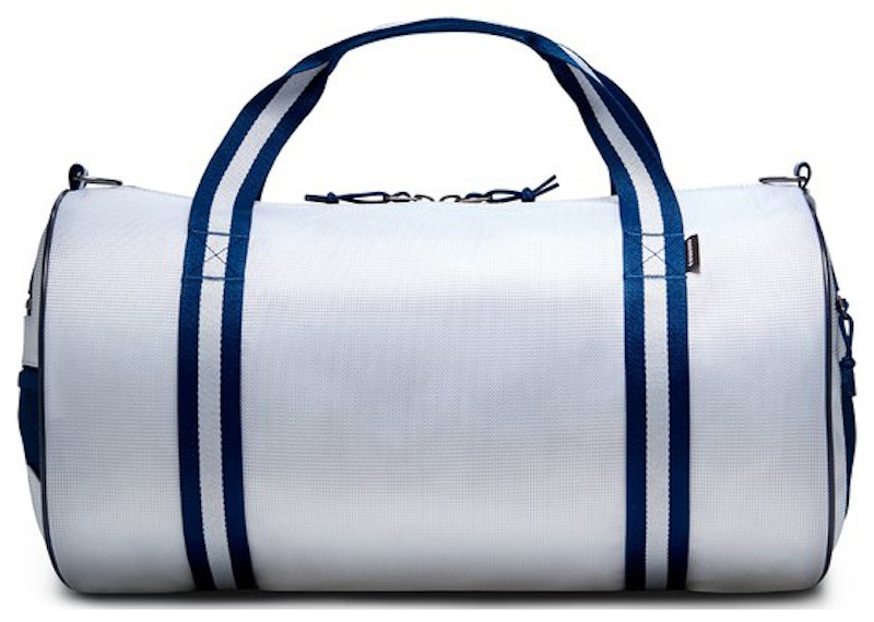 Converse duffle bag on sale white