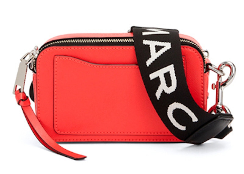 The Marc Jacobs The Fluorescent Snapshot Hot Pink in