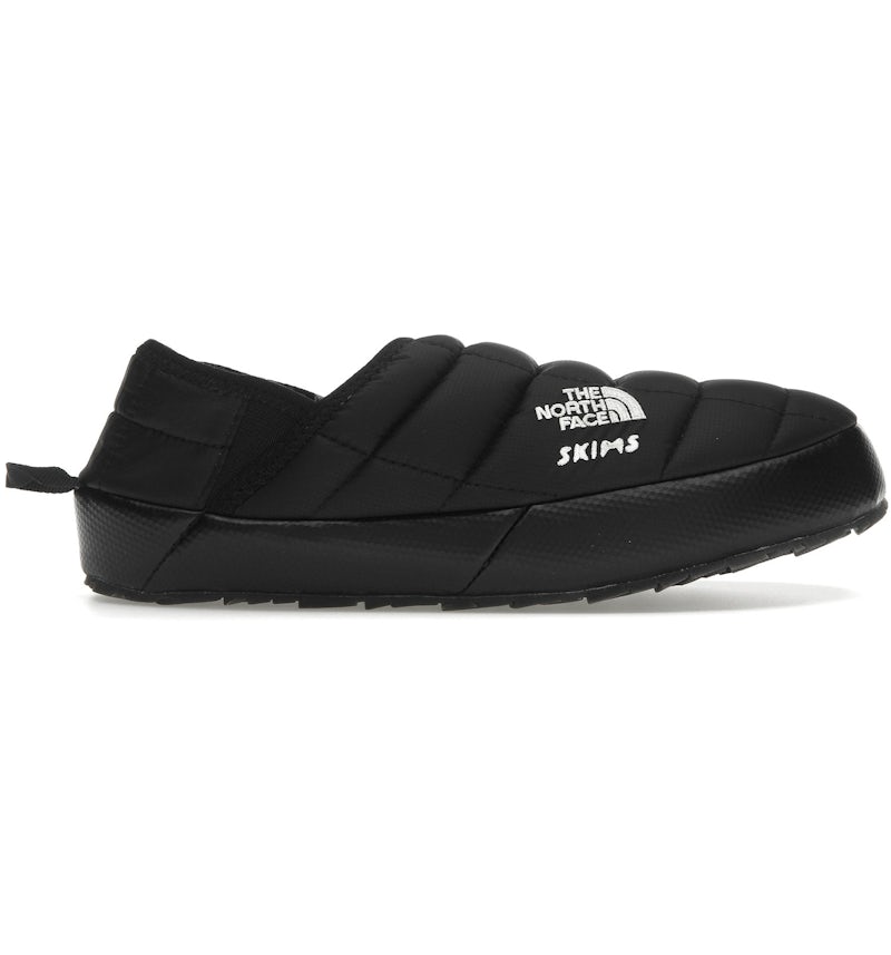 The North Face Thermoball Traction Mule V SKIMS Onyx (Women's