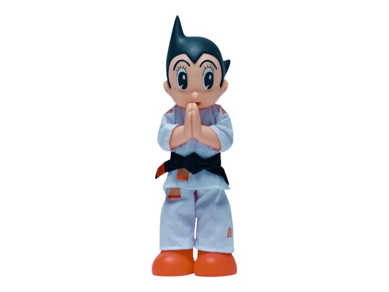 ToyQube Astro Boy Albino & Preto Bowing Figure - JP