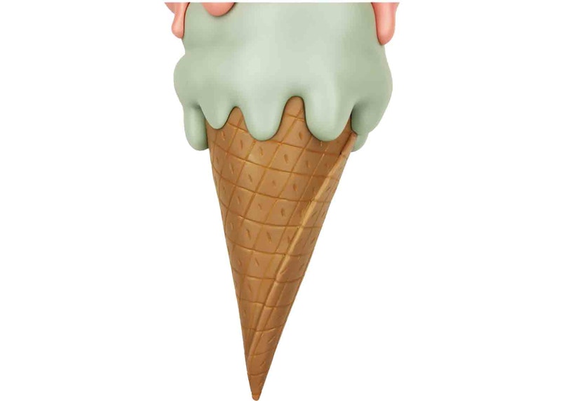 ToyQube Spongebob Squarepants Ice Cream Cone - SS22 - JP