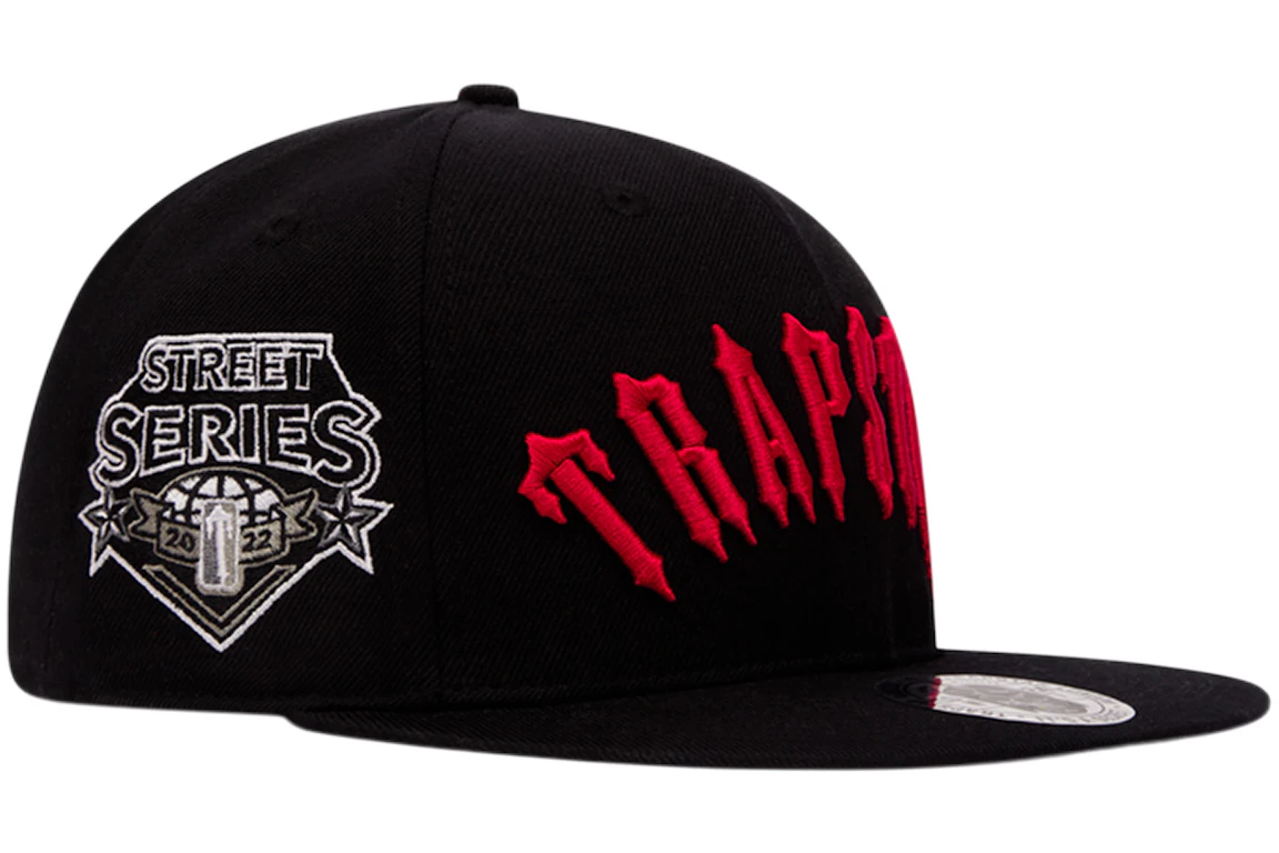 Trapstar Irongate Arch Snapback Cap Black/Red - SS23 - CN