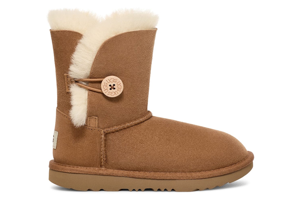 Pre-owned Ugg Bailey Button Ii Chestnut (kids)