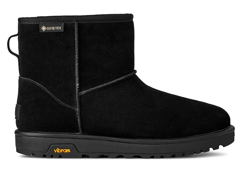 Pre-owned Ugg Men's  Classic Mini Gtx Boot Sneakers In Black