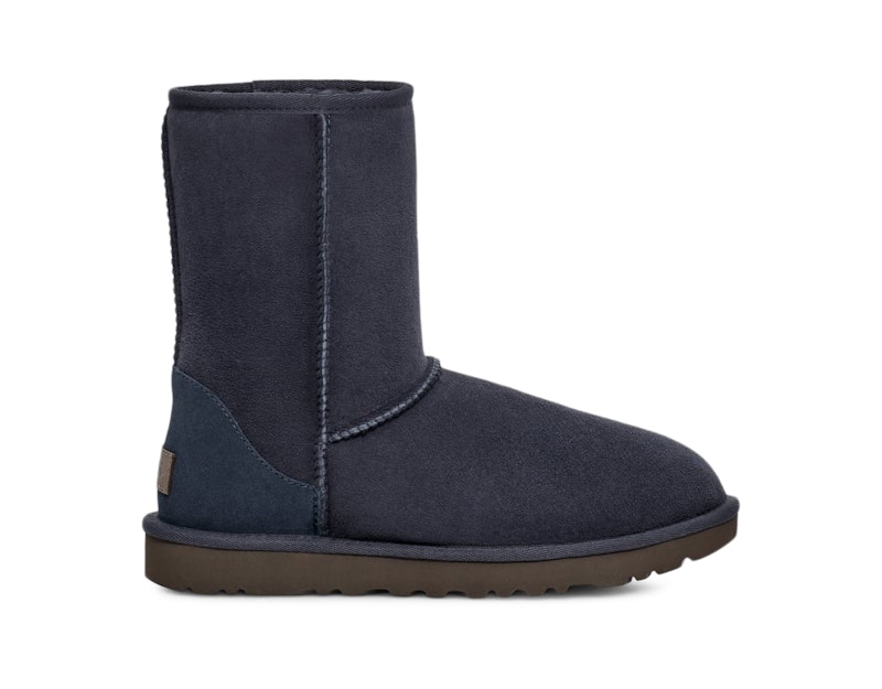 Ugg w classic sales short ii boots