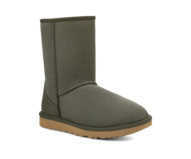 Ugg classic short 2 on sale grey