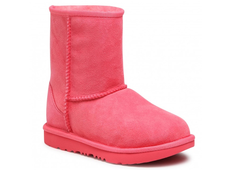 Short deals pink uggs