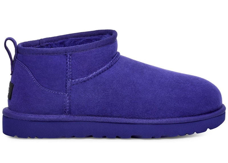 Girls store blue uggs