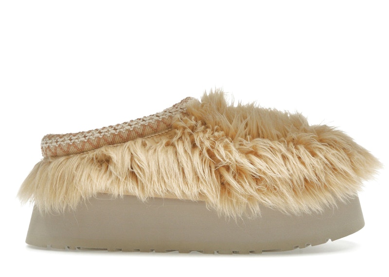 Pre-owned Ugg Fluff Momma Sugar Tasman Slipper (women's) Sneakers In Oat In Brown