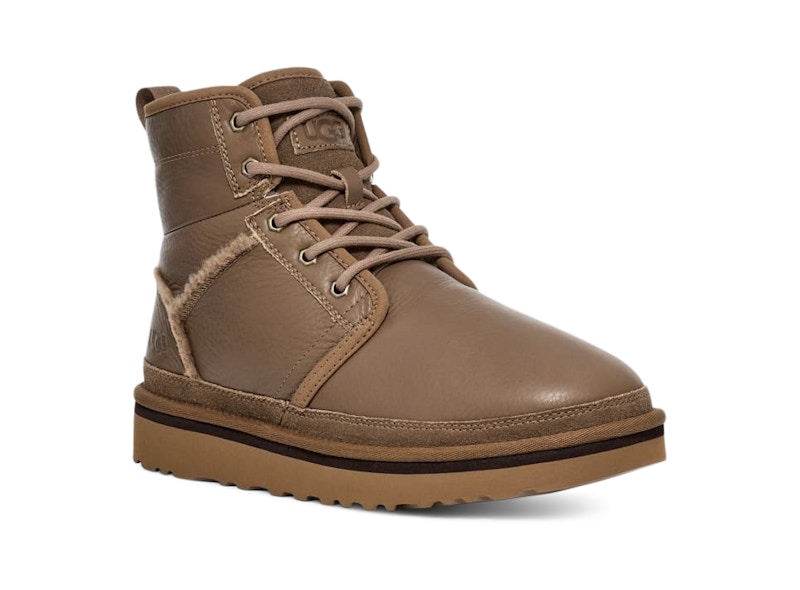 Ugg neumel deals zip mlt