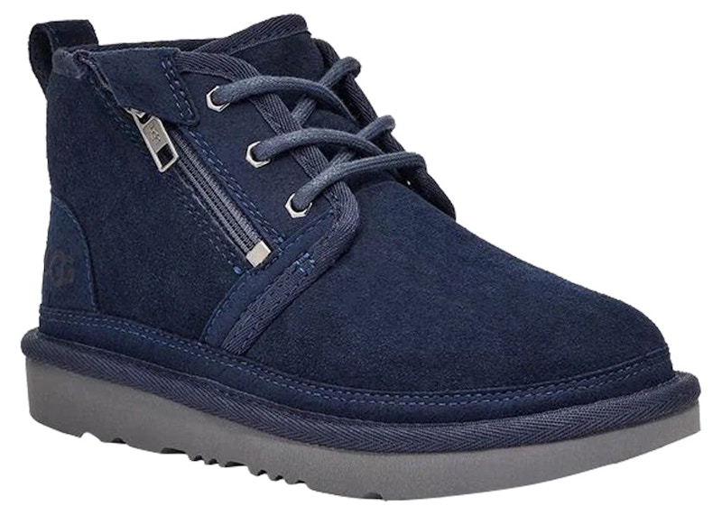 Navy blue and hot sale white ugg neumel