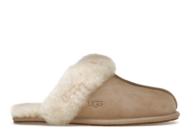 Pre-owned Ugg Scuffette Ii Slipper (women's) Sneakers In Sand