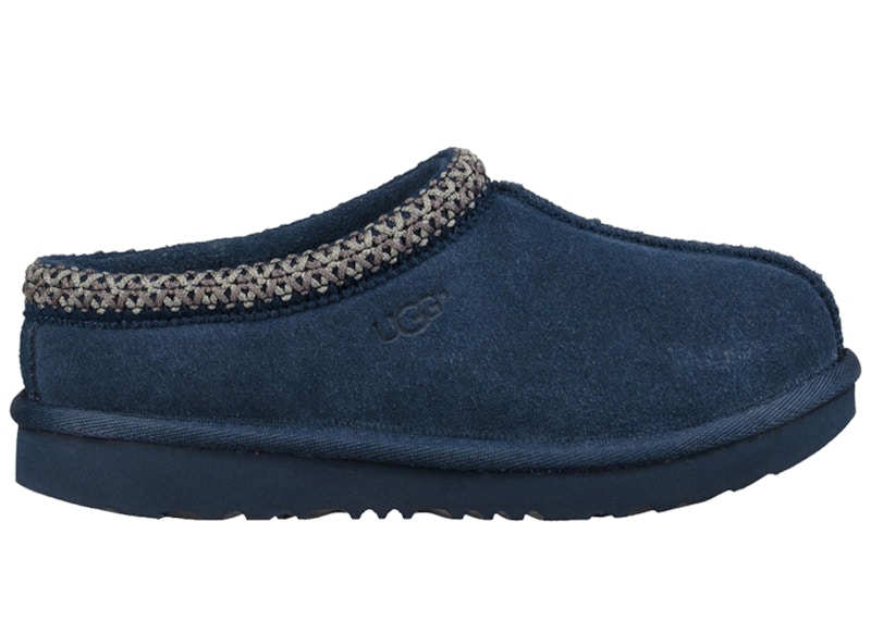 navy blue tasman uggs