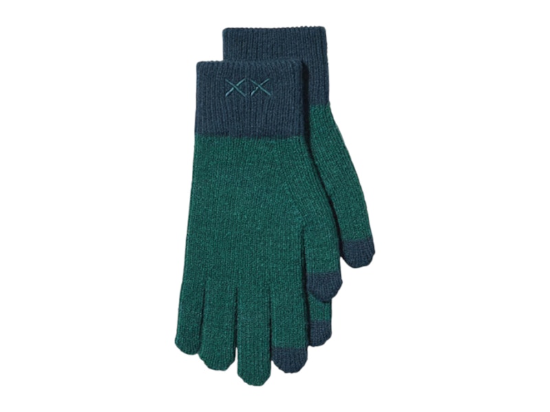 Pre-owned Uniqlo X Kaws Heat Tech Knitted Gloves In Green