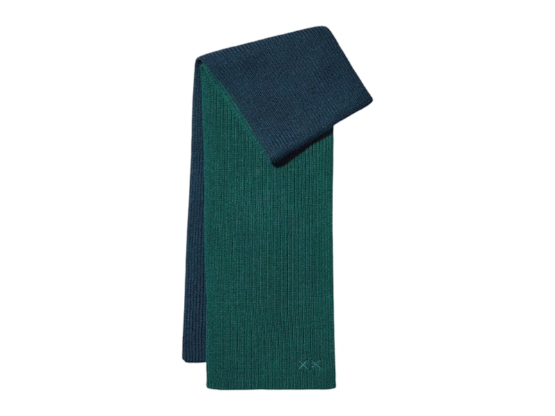 Pre-owned Uniqlo X Kaws Heat Tech Knitted Scarf In Green