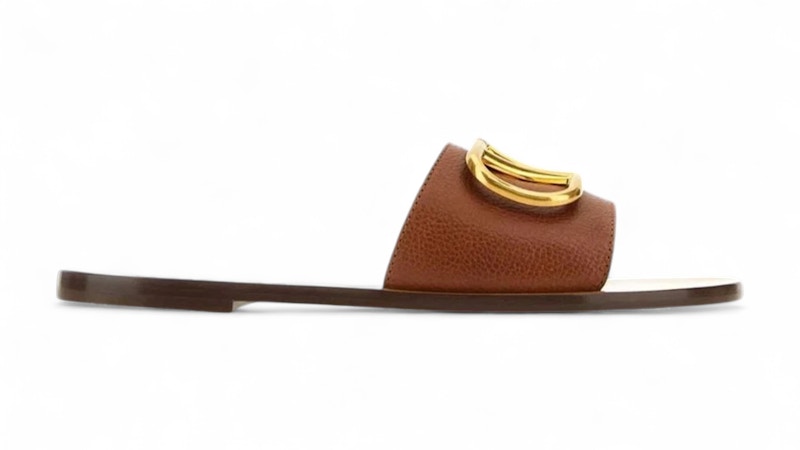 Pre-owned Valentino Garavani Calfskin Point V Logo Signature Slide Sandal (women's) Sneakers In Tan In Brown