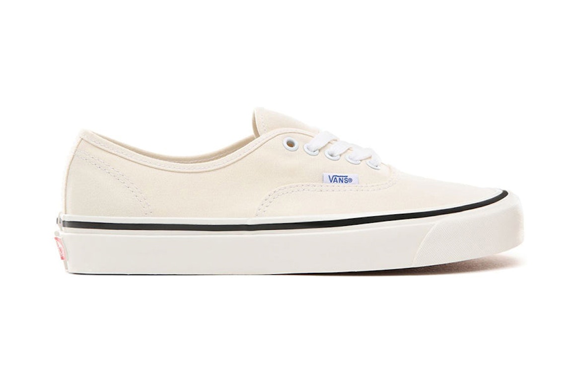 Click to view more detailed imagery on our partner's website Pre-owned Vans Authentic 44 Dx Sail In Sail/white/black